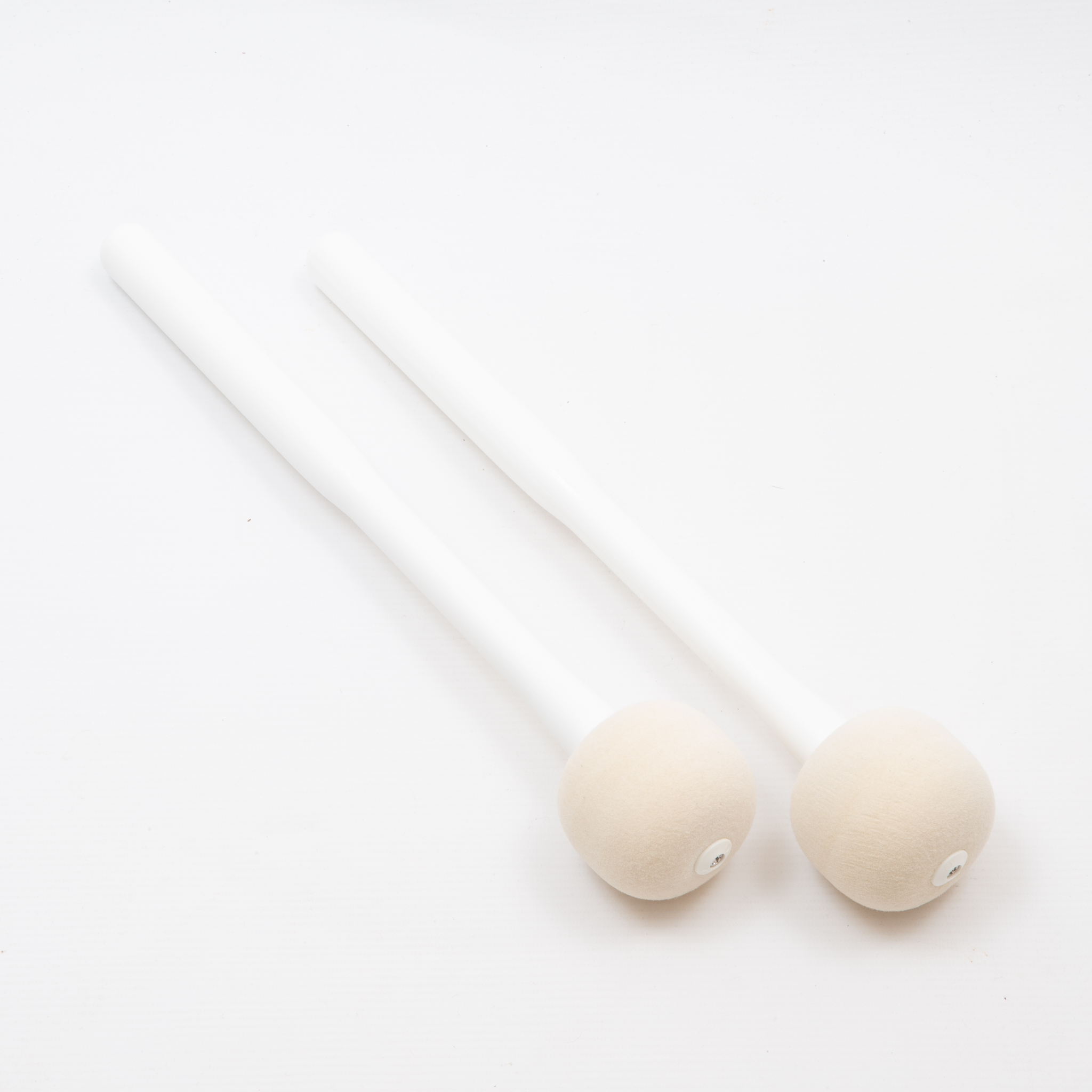 NEW: Andante Traditional/Military Pattern Bass Drum Sticks with 2 1/2 Hard Felt Ball Heads and White Gloss finish Maple Shafts